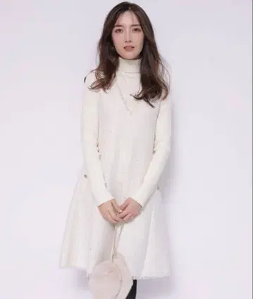 아푸와이저 리셰 플레어 트위드 점프 스커트