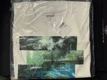 [ 새상품 ] graniph 언어의 정원 T셔츠 S사이즈