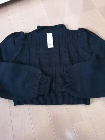 택 포함 미사용 새상품 이토미 EATME 니트