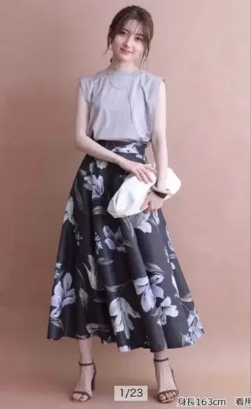 큰 꽃 프린트 롱 스커트