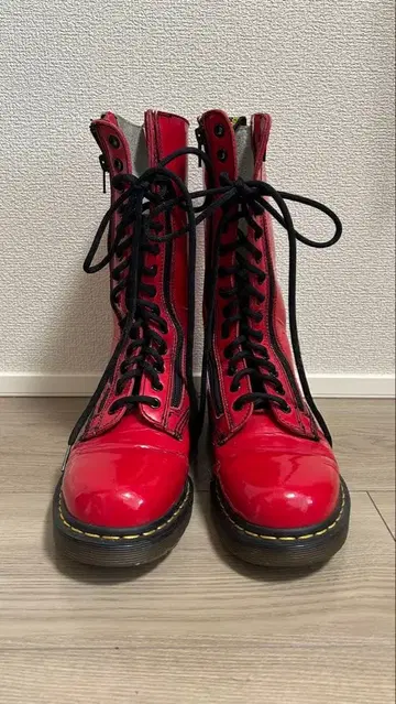 닥터마틴 다이칸야마 시부야점 한정판 14홀 닥터마틴