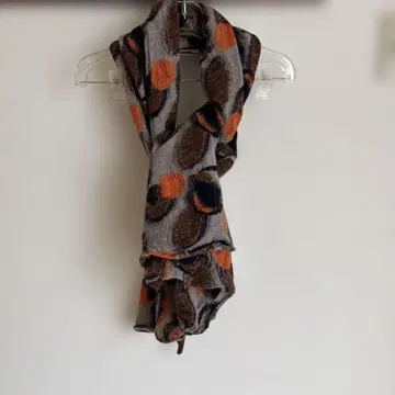 도트 무늬 스톨 그레이 오렌지 네이비 머플러