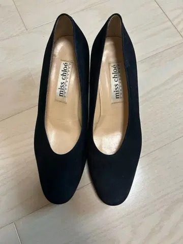 미스 클로이 블랙 펌프스 36