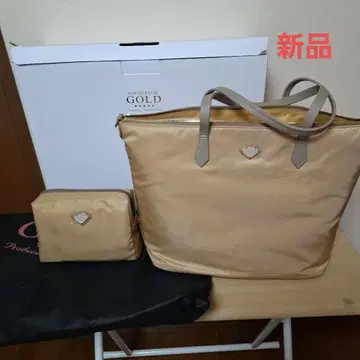 COCCINELLE 베이지 토트백