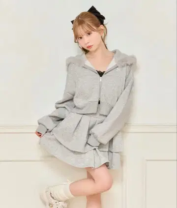 퍼 포함 맨투맨 셋업 LL 사이즈