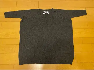 바나나 리퍼블릭 V넥 스웨터