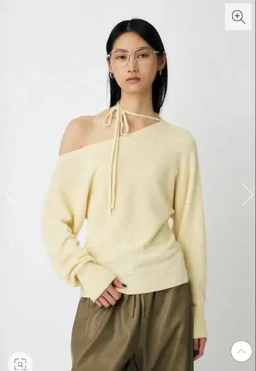 ONE SHOULDER 니트탑