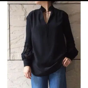 mame 소매 자카드 블라우스