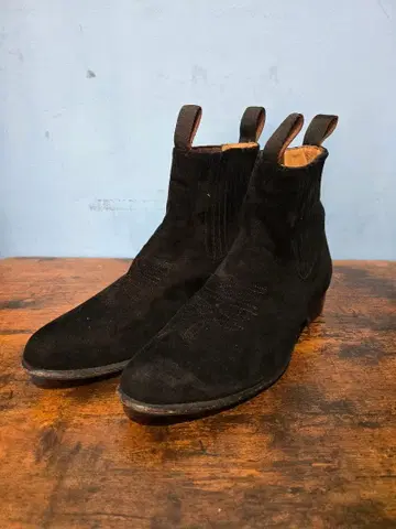 CHAMURA 참라 스웨이드 웨스턴 부츠