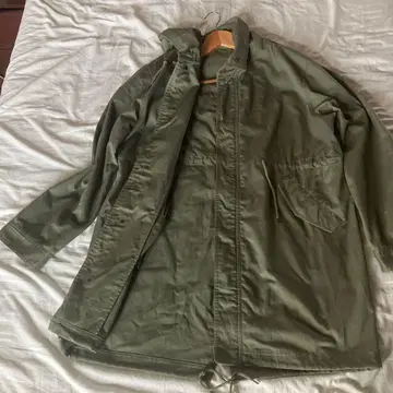 올리브 그린 모즈 코트