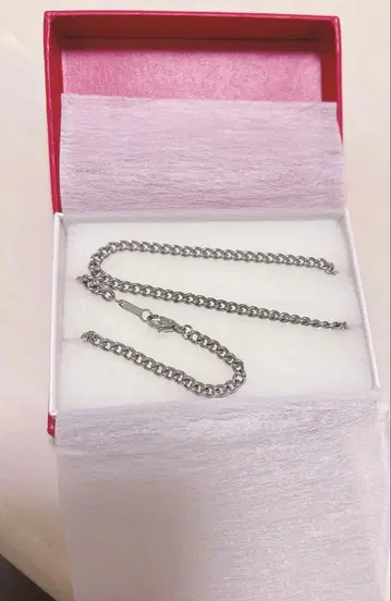 Red string 실버 목걸이 약 45cm