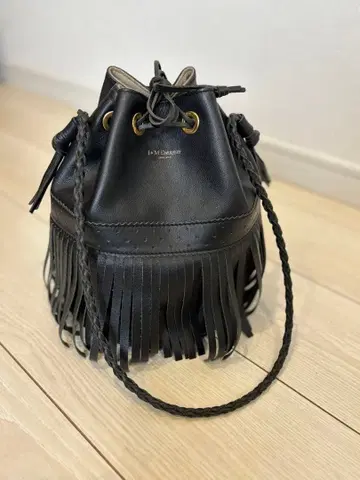 J&M DAVIDSON 프린지 블랙 가죽 버킷 백