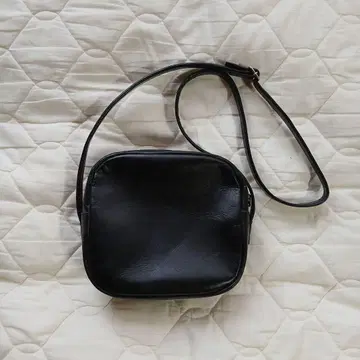 타이드웨이 / 블랙 가죽 숄더백