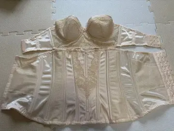 포씨스앤컴퍼니 브라이덜 이너 c65 허리 70