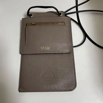 그레이 스마트폰 숄더백 지퍼 포켓 부착