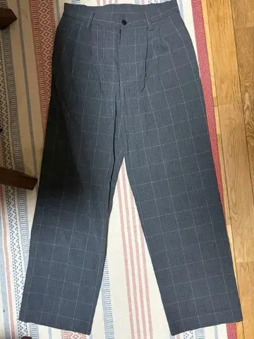 그레이 체크 무늬 와이드 팬츠