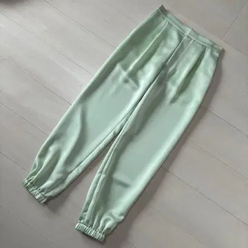 미사용 새상품 유나이티드 애로우즈 팬츠