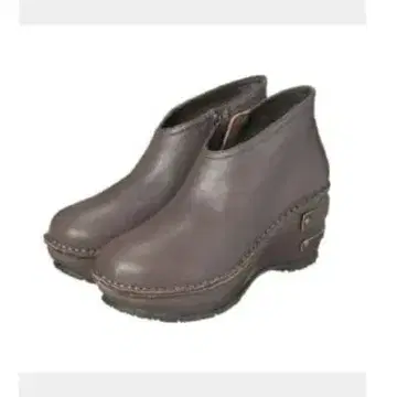 히나 데이 그린 통굽 앵클부츠 차콜