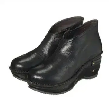 히나 데이 그린 통굽 앵클부츠 블랙