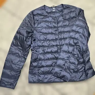 여성용 UNIQLO 유니클로 네이비 다운 자켓 M