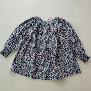 쉽스 미니 꽃무늬 긴팔 블라우스