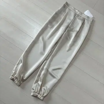 미사용 새상품 유나이티드 애로우즈 팬츠