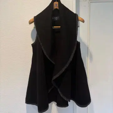 [ 새상품급 ] Mac & Co. 이탈리아제 블랙 니트 판초