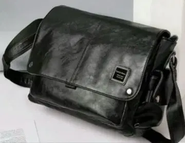 HERDER 블랙 숄더백