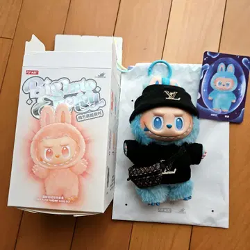 POPMART LABUBU HOPE 의류 포함