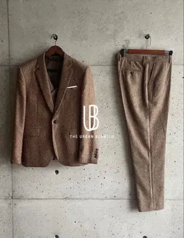 [ 새상품급 ] THE URBAN BLANCHE 턱시도 3세트 셔츠 포함