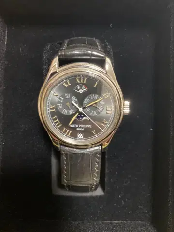 파텍 필립 애뉴얼 캘린더