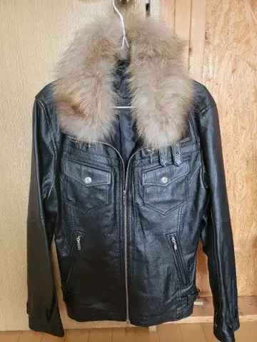 블랙 가죽 자켓 퍼 포함