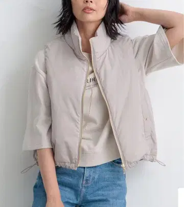 [ 새상품급 ] 2024AW 23구 충전솜 숏 패딩 베스트 38 베이지