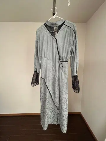 UNITED TOKYO 멜란지 자카드 원피스