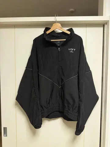 [새상품급] LYFT 나일론 자켓 블랙 XL