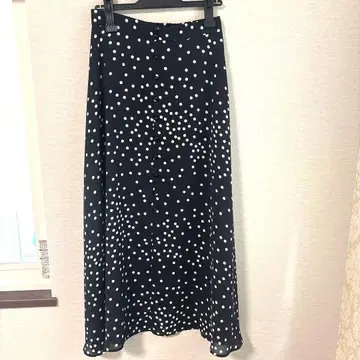 munich 도트 무늬 롱 스커트