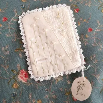 사에라 ANLECO 자수 포함 티슈 케이스