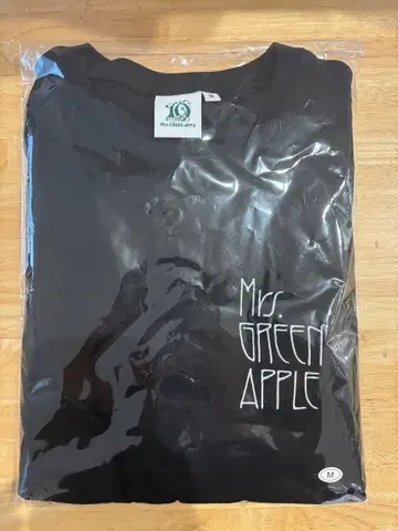 미사용 새상품 바벨탑 미세스 롱 슬리브 T셔츠 M 사이즈