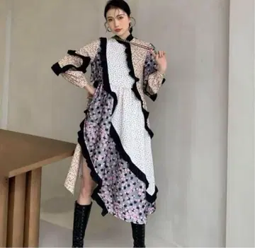 LONDA 론다 원피스 꽃무늬 원피스 [ 새상품 ] S 페르티카 드레스