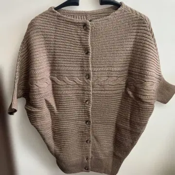 컨디션 최상 브라운 케이블 짜임 니트 돌먼 슬리브 사이즈 9호