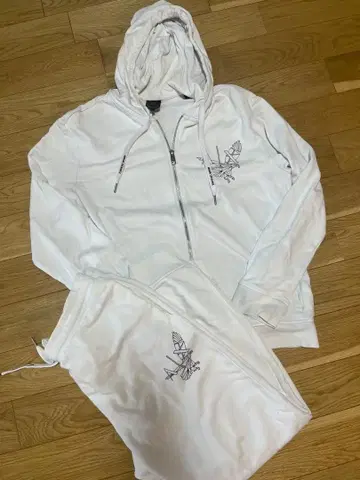 아르마니 화이트 풀 집업 후드티 스웨트 팬츠 세트