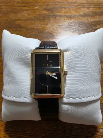 FURLA 아날로그 손목시계 블랙