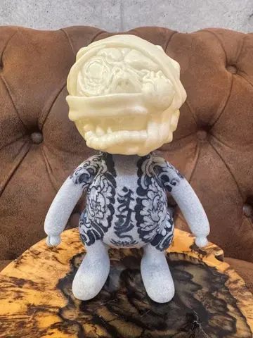 SECRETBASE THREE TIDES TATTOO OEKAKI DOG