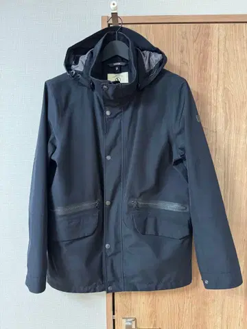 에이글 고어텍스 자켓 ZBHH685 블랙 M 사이즈 새상품급!