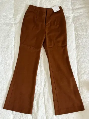 브라운 플레어 팬츠