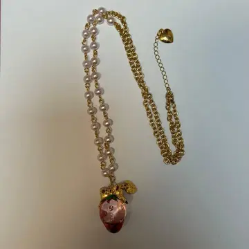 Crystal Berry 목걸이 딸기