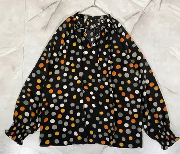 미사용품 기블리 컬렉션 가을 프린트 블라우스 블랙 LL