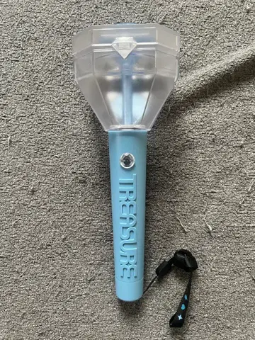 TREASURE 응원봉 스카이블루 다이아몬드형