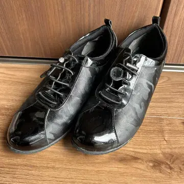 비쓰리 24cm 스니커즈