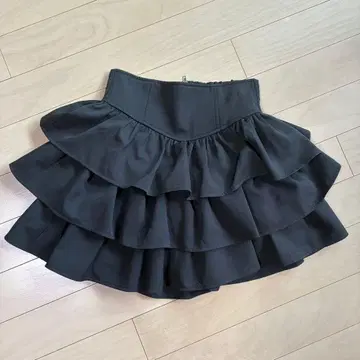 [즉시 구매] Lovilyn 라비린 -5kg 삼단 프릴 미니 스커트